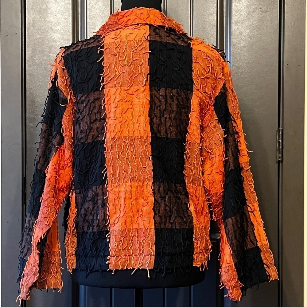 NWT VINTAGE SILVER STREAM Black and Orange Fuzzy Jacket, Size Small - Picture 4 of 7